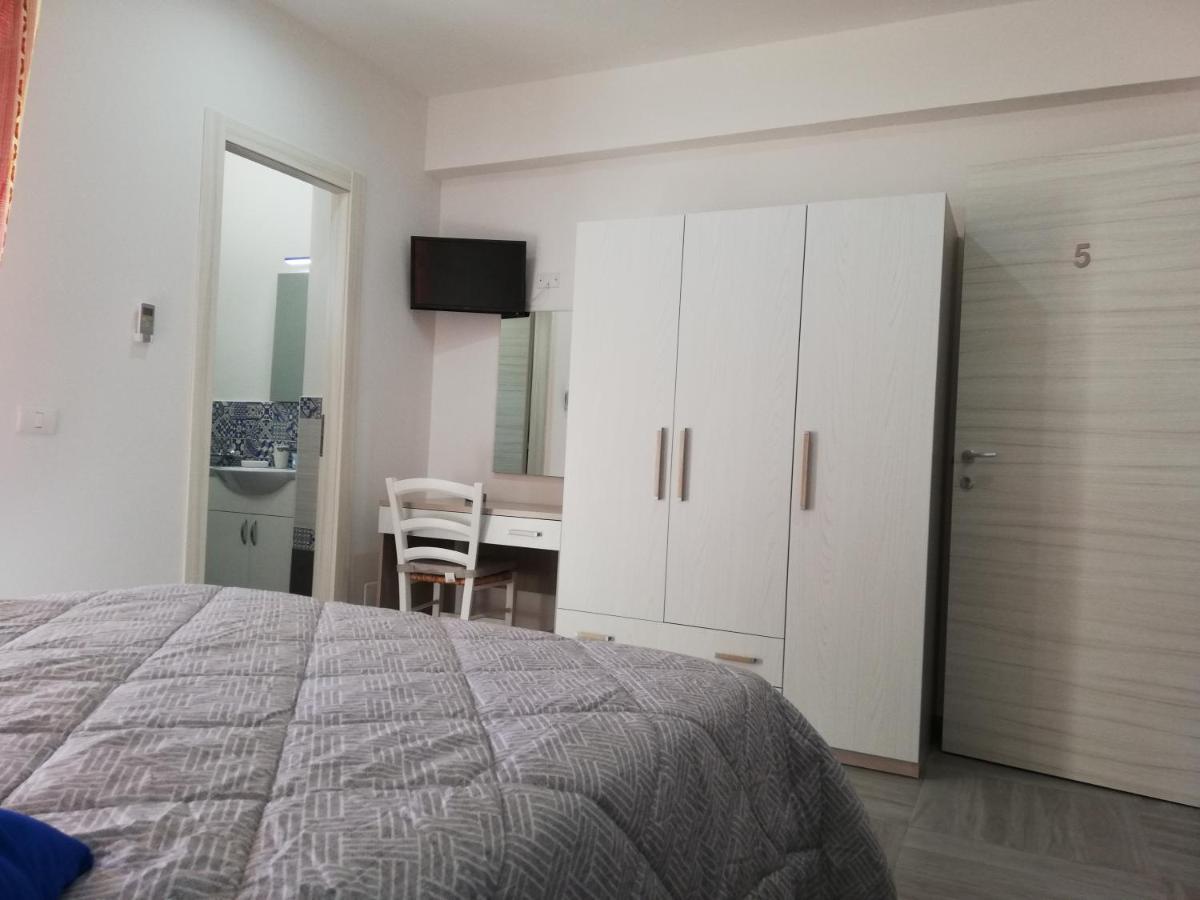 B&B Villa Arena Zingarello Esterno foto